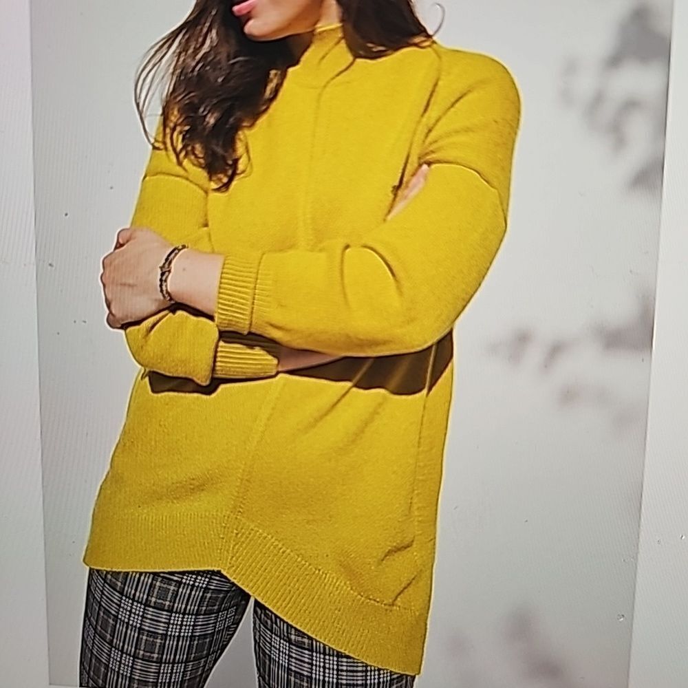 Maeve by Anthropologie tunic Sweater size small